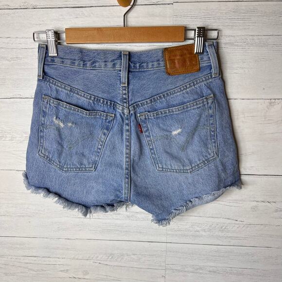 Levis Shorts Womens Size W25 Button Fly Cut Off 100% Cotton Distressed - Picture 11 of 16